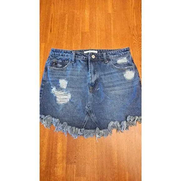 Kancan Distressed mini jean skirt size large - Picture 1 of 2